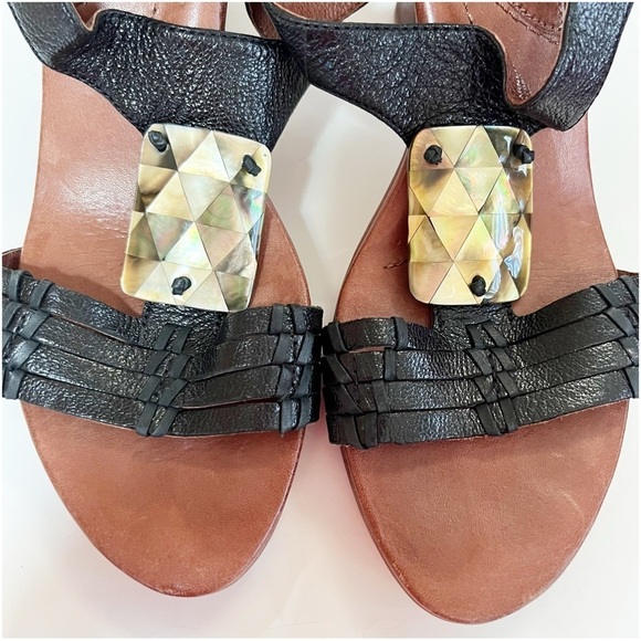 Naya Arnelli Black Leather T-Strap Heel Sandal Size 10 - Picture 13 of 15